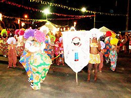 Festa: Carnaval Popular anima milhares no recinto de exposições