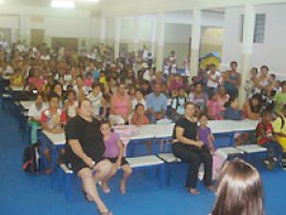 Escola Luiz Chrisóstomo prepara recepção para alunos
