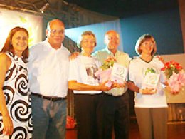 Dia da Mulher: Dona Cida da Pastoral da Criança é homenageada