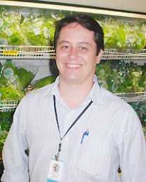 Luzitana: Gerente prioriza modernização da loja