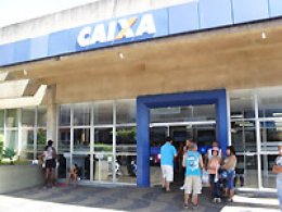 Filas de bancos: Aprovada divulgação sobre lei contra longa espera