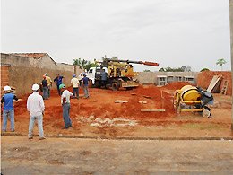 Testemunhas de Jeová: Grupo faz mutirão para construção de novo salão