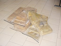 Polícia Civil incinera crack apreendido segunda-feira