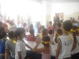 EE LUIZ CHRISÓSTOMO: Alunos participam de gincana em comemoração a Páscoa