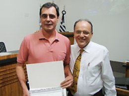 Câmara aprova Moção para família Monteiro por lançamento de livro