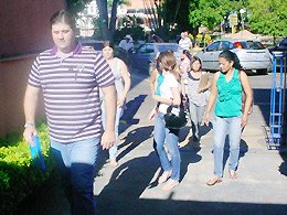 Saúde: Ação é protocolada contra demissão de agentes