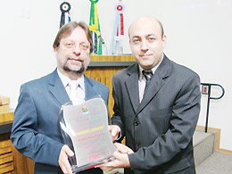 Detalhes Notícia