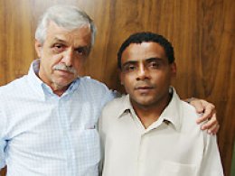 Tiquinho consegue com Roque Barbieri nova ambulância
