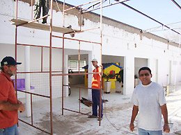 Câmara: Tiquinho questiona prejuízo em escola reinaugurada