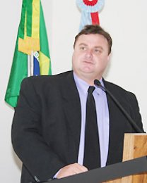 Câmara: Nardão Sacomani cobra apoio para merendeiras