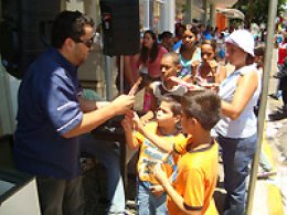 ATIVA FM: Rádio realiza festa solidária no aniversário