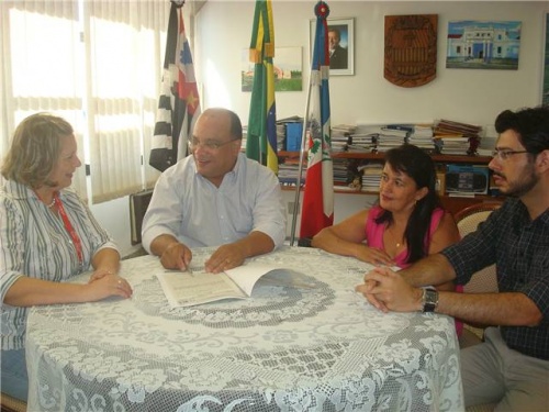 Detalhes Notícia