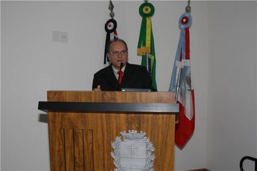 Zeca Monteiro pede o retorno de central de vagas e criação de ambulatório médico