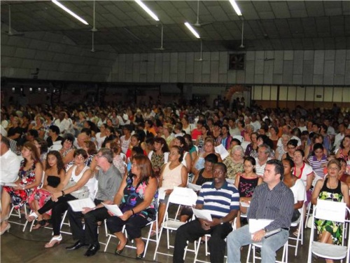 Centenas de pessoas prestigiam “Culto de Ação de Graças”