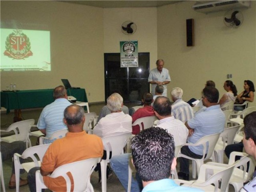 Rural: Brucelose e tuberculose em bovinos são  temas de palestra realizada no Sindicato