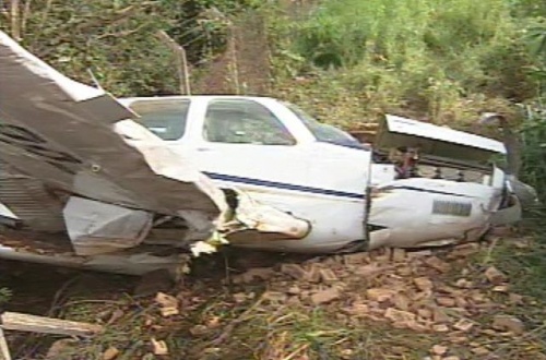 Família penapolense se fere em queda de avião