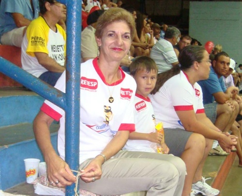 Cobras e Cobrinhas: Leila vai ao ginásio todos os dias para acompanhar jogos