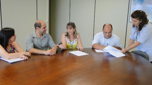 Regional de Saúde doa computador à Prefeitura