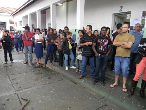 Justiça Eleitoral: Eleitores que não votaram podem ter título cancelado