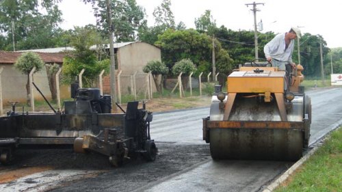 Parque Industrial continua recebendo pavimentação