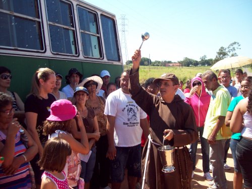 CAMPANHA DA FRATERNIDADE: Caminhada ecológica reforça tema da CF 2011
