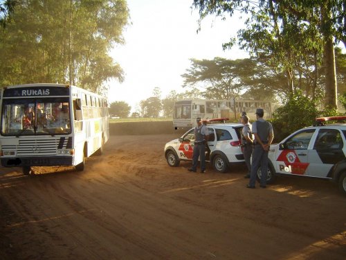 AVANHANDAVA: MST invade fazenda para protestar
