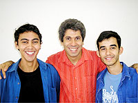 Penapolenses fecham contrato com grandes editoras