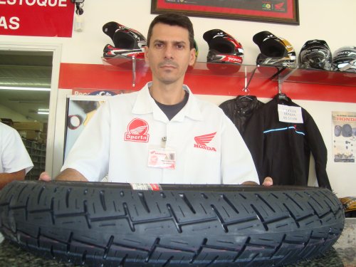 Motocicletas: Lei proíbe pneus remolds; originais seriam mais seguros