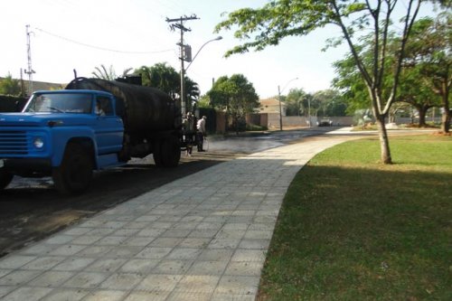 Prefeitura implanta melhorias no Bairro Village