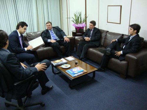 Nardão, Célio e Caíque participam de audiência com Rodrigo Garcia, estadual de Desenvolvimento Social