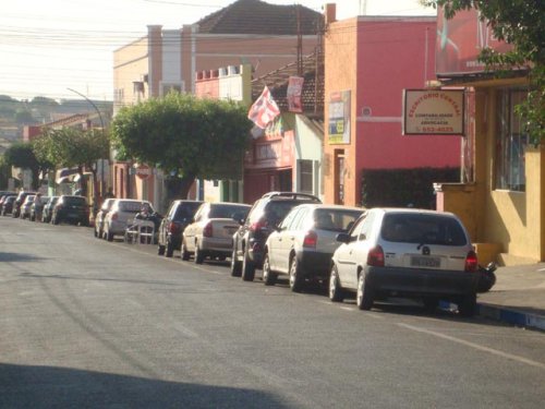 VEÍCULOS POR HABITANTES: Penápolis acompanha São Paulo em índice