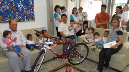 Lactário ganha bicicleta na campanha de arrecadação de pet
