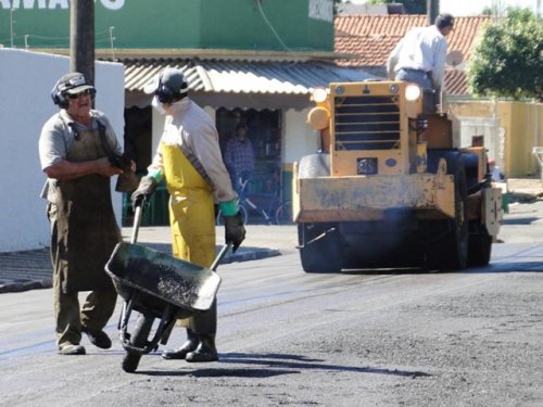Avenida Antônio Define é recapeada