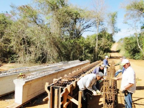 SALTINHO DO SESSENTA: Ponte é interditada para reconstrução
