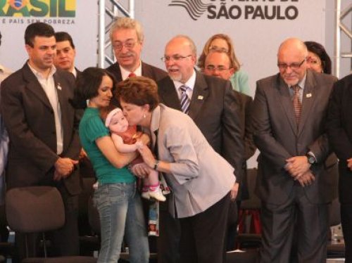 Dilma fala de temas polêmicos e faz propaganda em Rio Preto