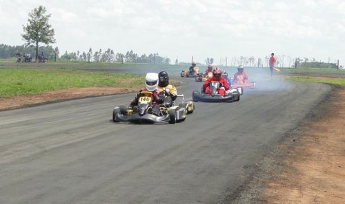 Copa Penápolis de Kart: Sucesso da 1ª etapa  garante novas provas no domingo
