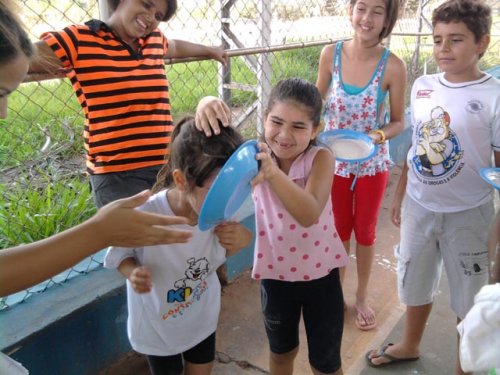 Programa Escola da Família comemora aniversário com festa