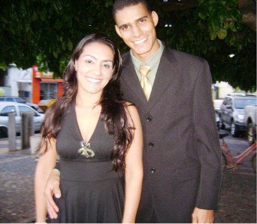 Relacionamento 'surpresa' é motivo de alegria para casal