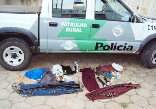 Polícia Ambiental prende três pessoas por caça de animais