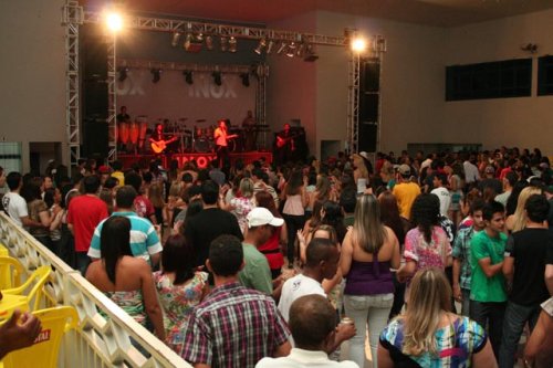 Lago Azul atrai 2,5 mil pessoas no Baile de Aniversário