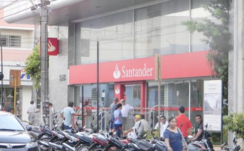 MOVIMENTO: Assembleia discute início da greve dos bancários na cidade