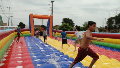 Comunidade se diverte com inauguração da UBS Jardim Tropical