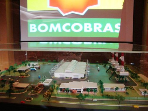 Fábrica: Nardão Sacomani participa do lançamento da BOMCOBRAS