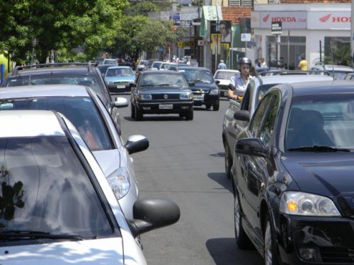 DESPESA: Proprietários terão IPVA mais barato em 2012