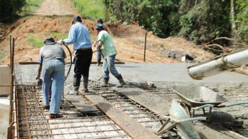 Ponte no Saltinho do Sessenta é concretada