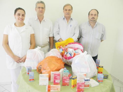 Unimed Penápolis faz doação de medicamentos ao Lar Vicentino
