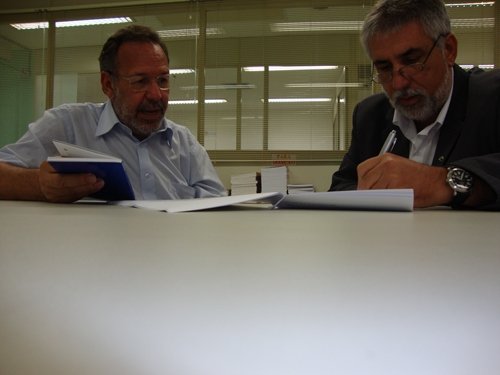 Hugo Crepaldi cobra prefeitura para aplicação de leis municipais