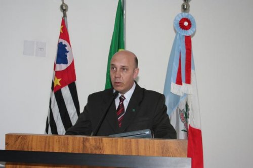 Detalhes Notícia