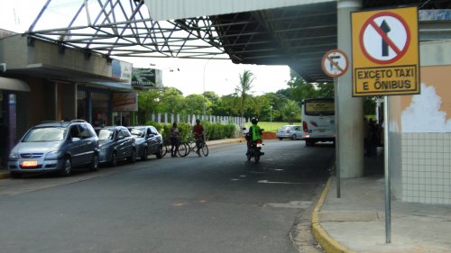 Trânsito na via interna da Rodoviária fica proibido