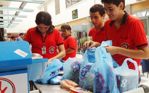 PRAZO: Consumidores são alertados sobre o fim das sacolas plásticas